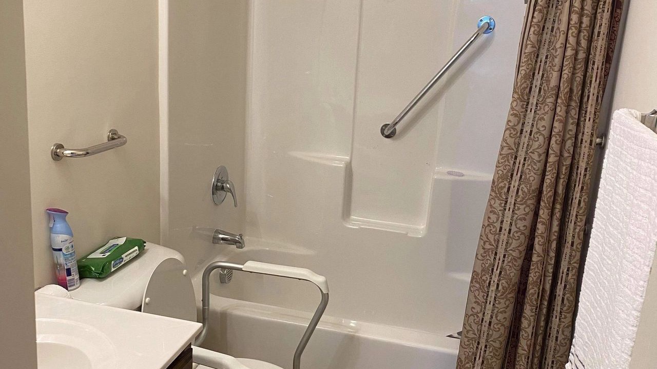 Photo of Bathroom in Snow Hill