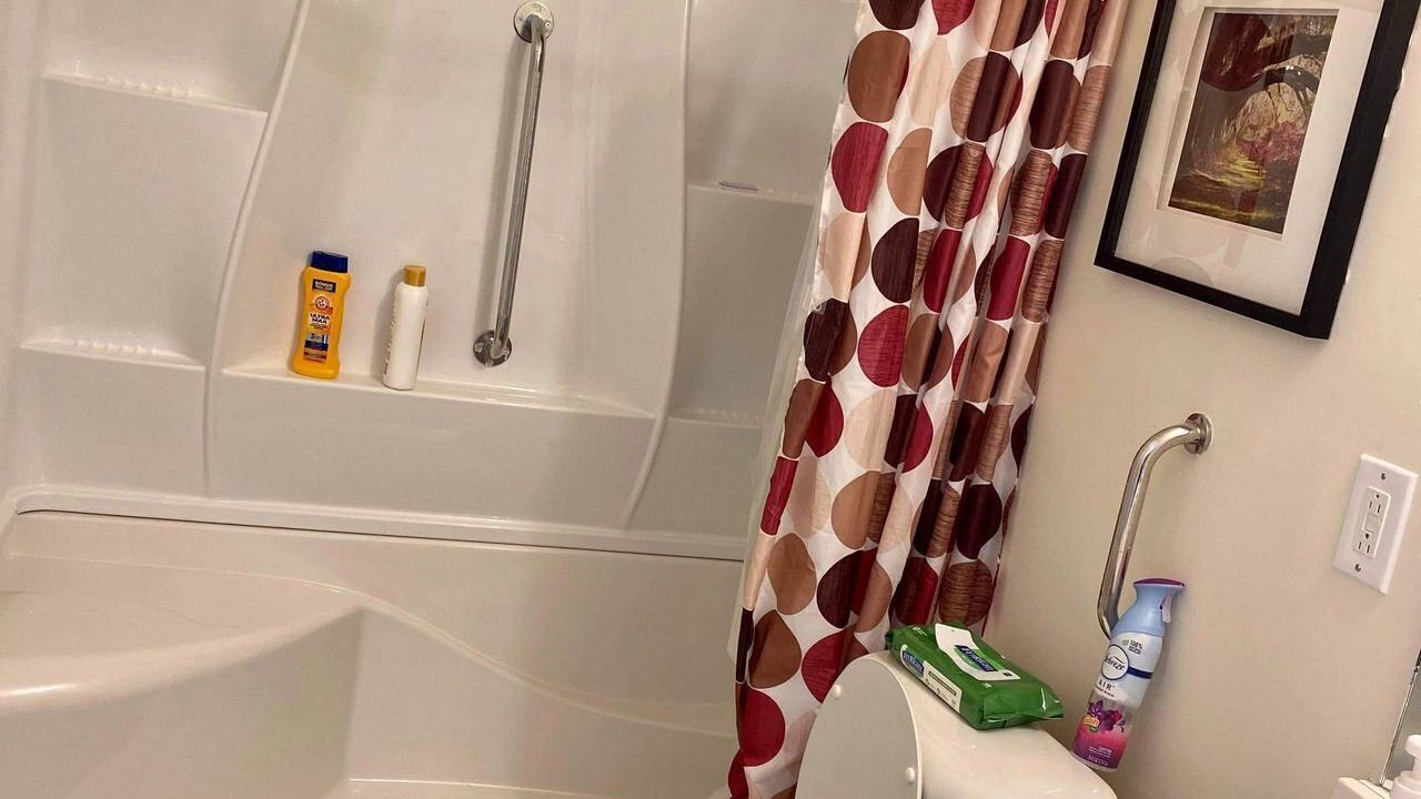 Photo of Bathroom in Snow Hill