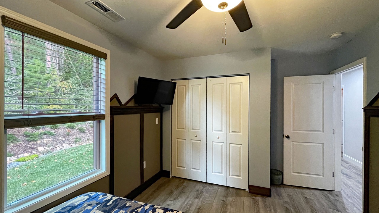 Photo of Bedroom in Oakley