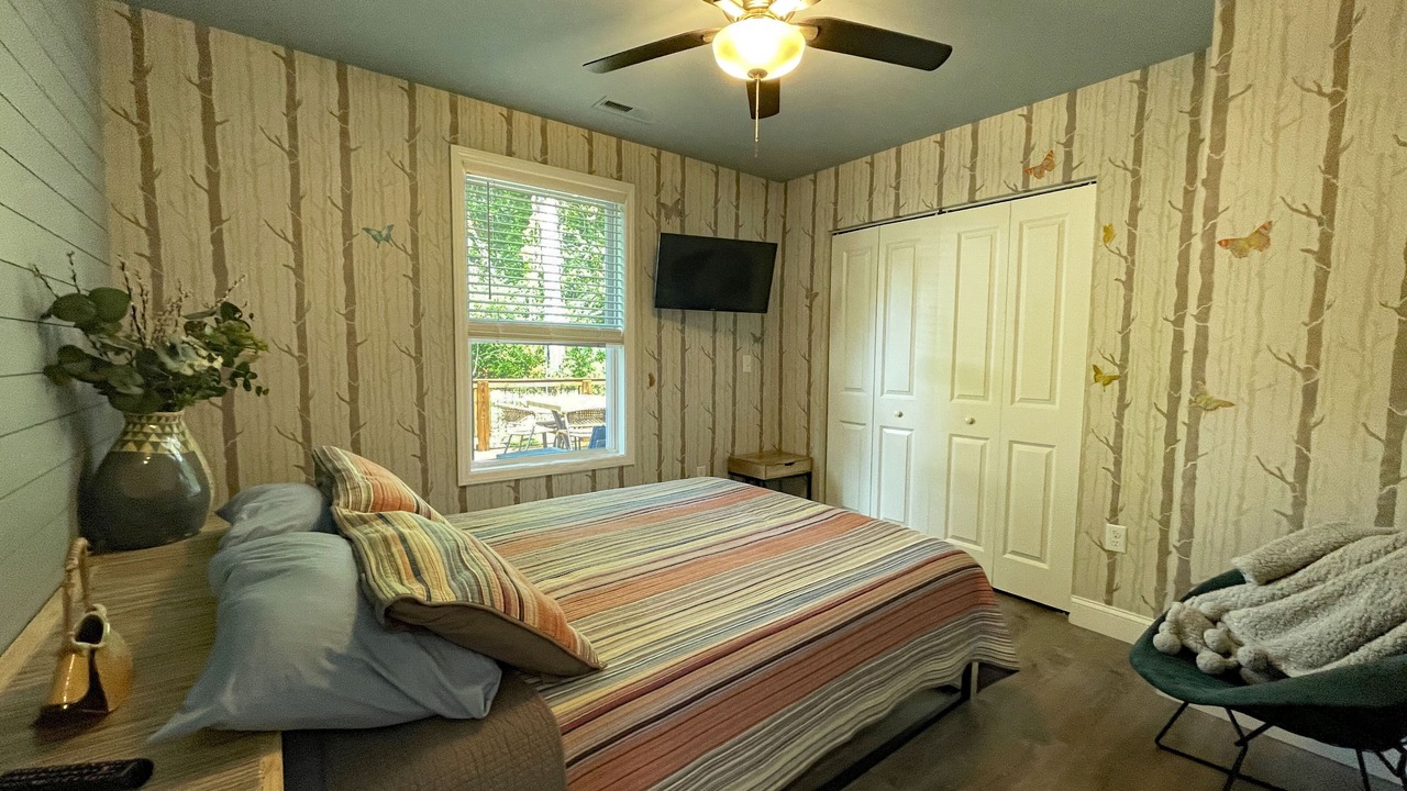Photo of Bedroom in Oakley