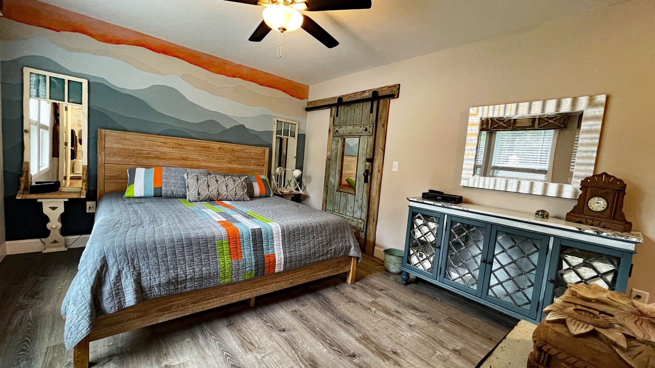 Photo of Bedroom in Oakley