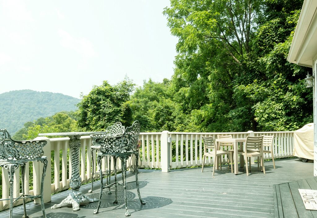 Photo of Others in Mars Hill