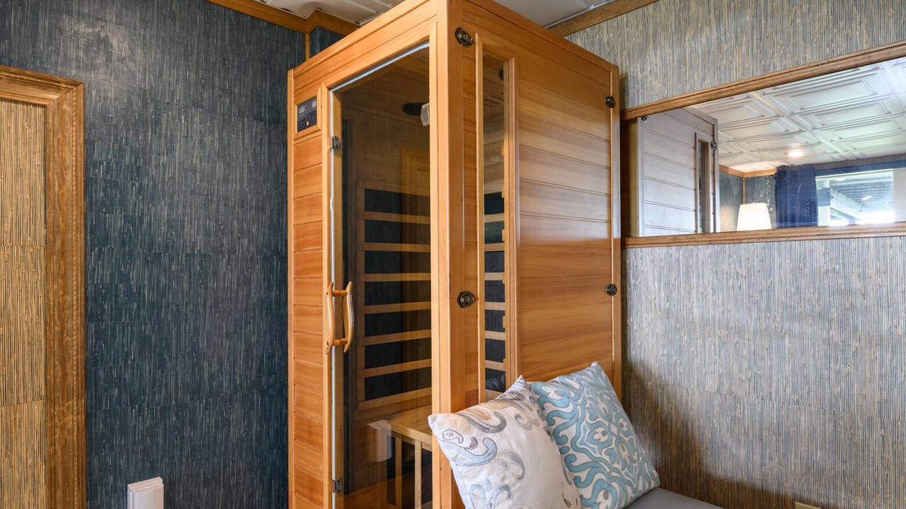 Photo of Bedroom in Mars Hill