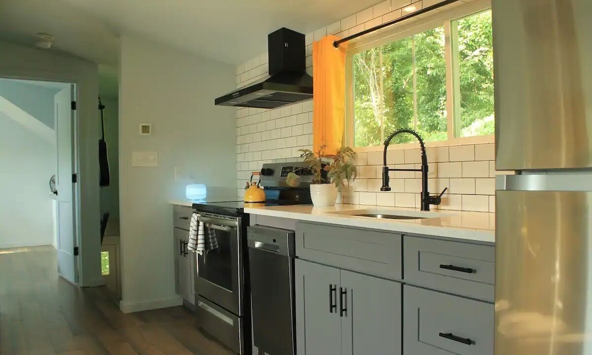 Photo of Kitchen in Belmont - Hillsboro