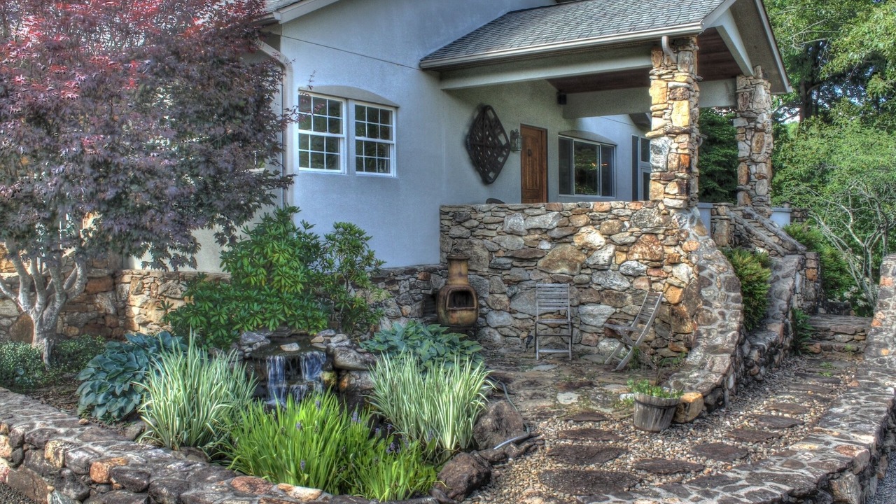 Photo of Outdoor in Weaverville