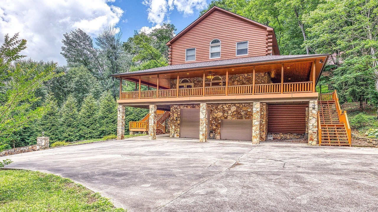 Photo of Outdoor in Maggie Valley