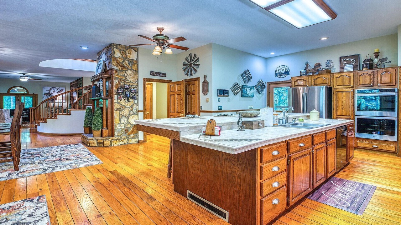 Photo of Kitchen in Maggie Valley