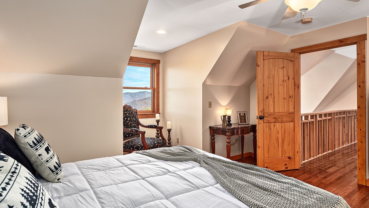 Photo of Bedroom in Weaverville