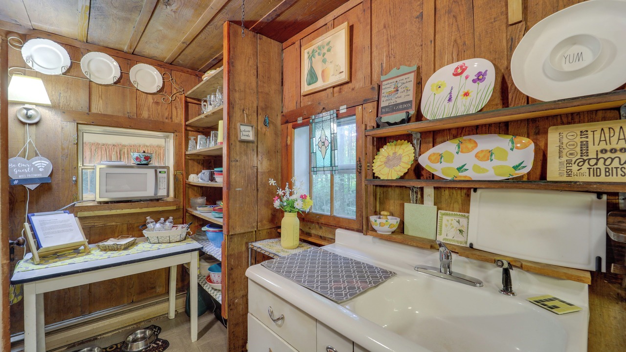 Photo of Kitchen in Linville Falls
