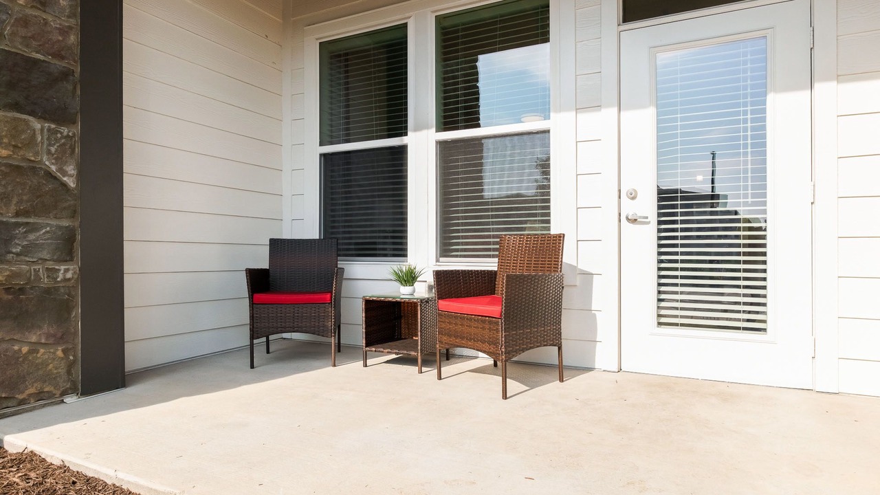 Photo of Patio Balcony in Dixie - Berryhill