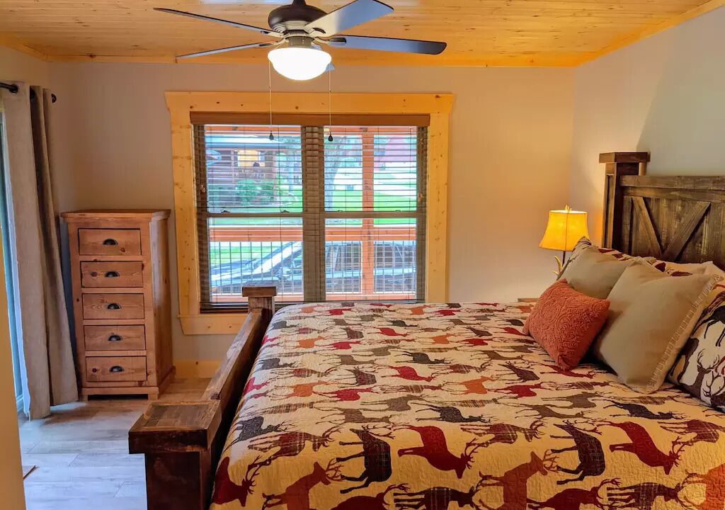 Photo of Bedroom in Maggie Valley