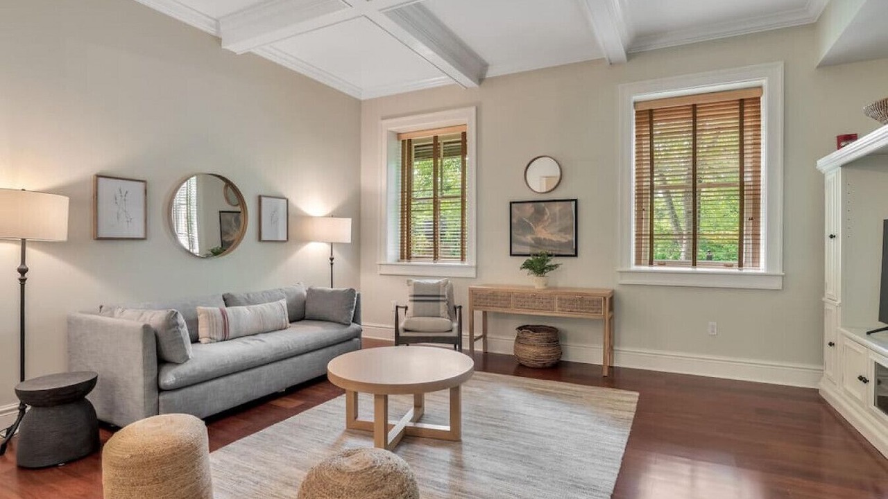 Photo of Livingroom in Asheville