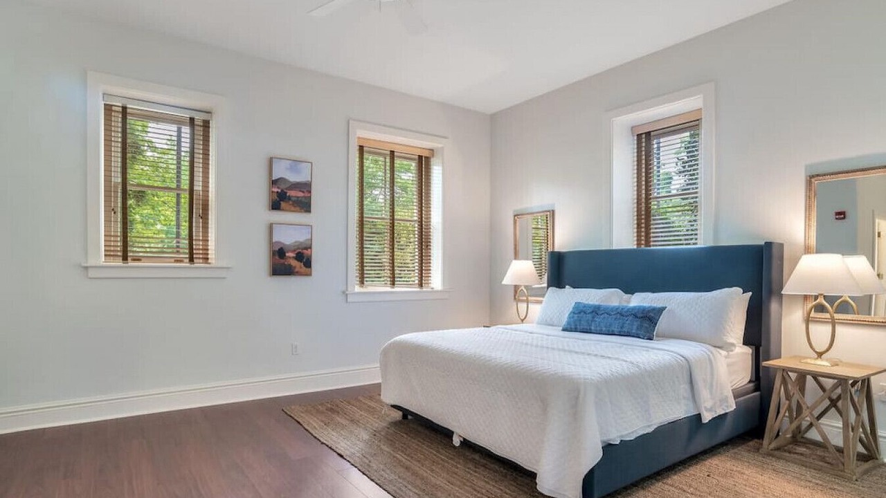 Photo of Bedroom in Asheville