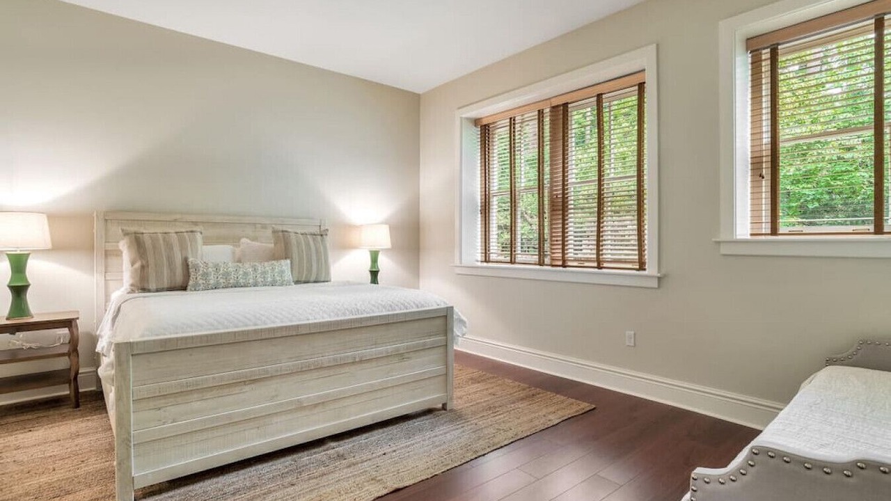 Photo of Bedroom in Asheville