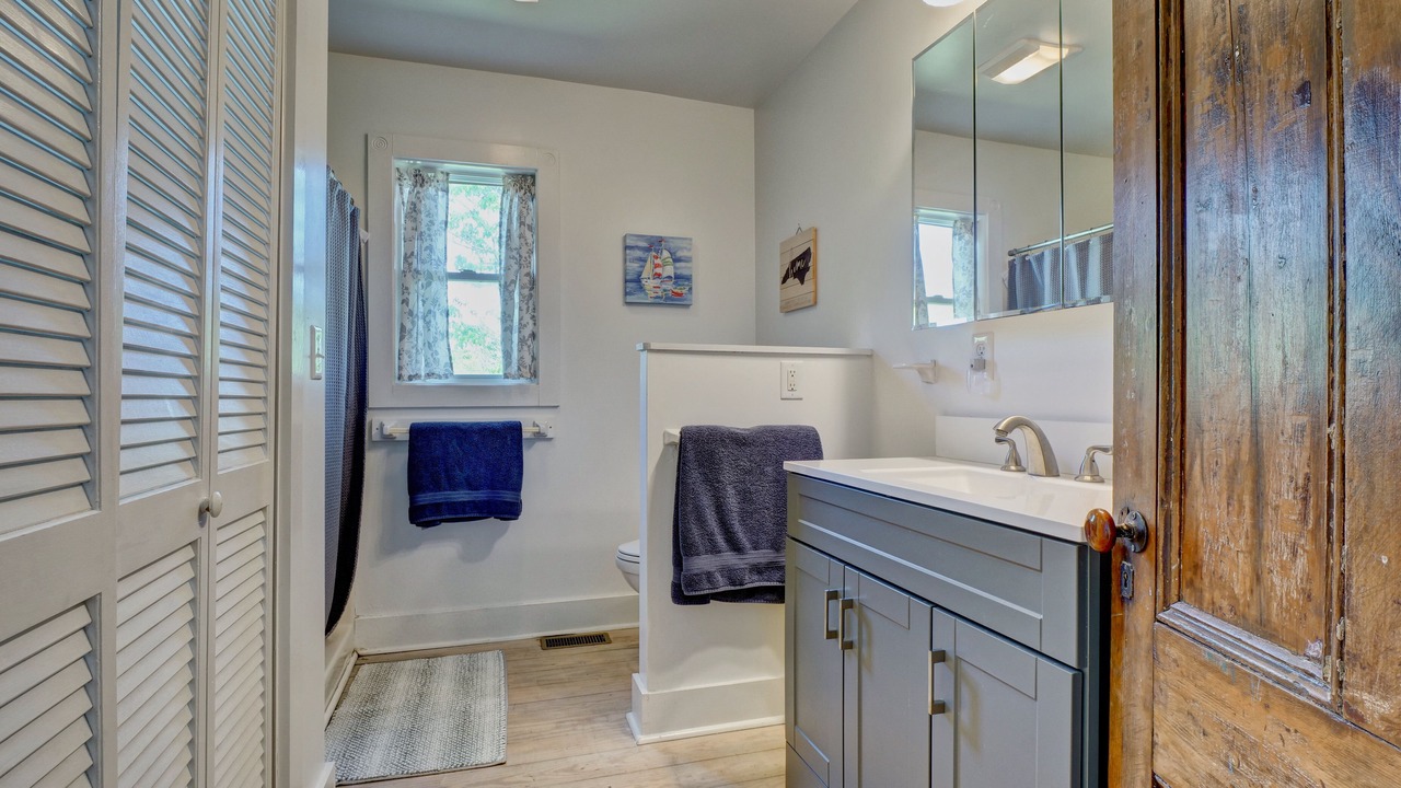 Photo of Bathroom in Swansboro