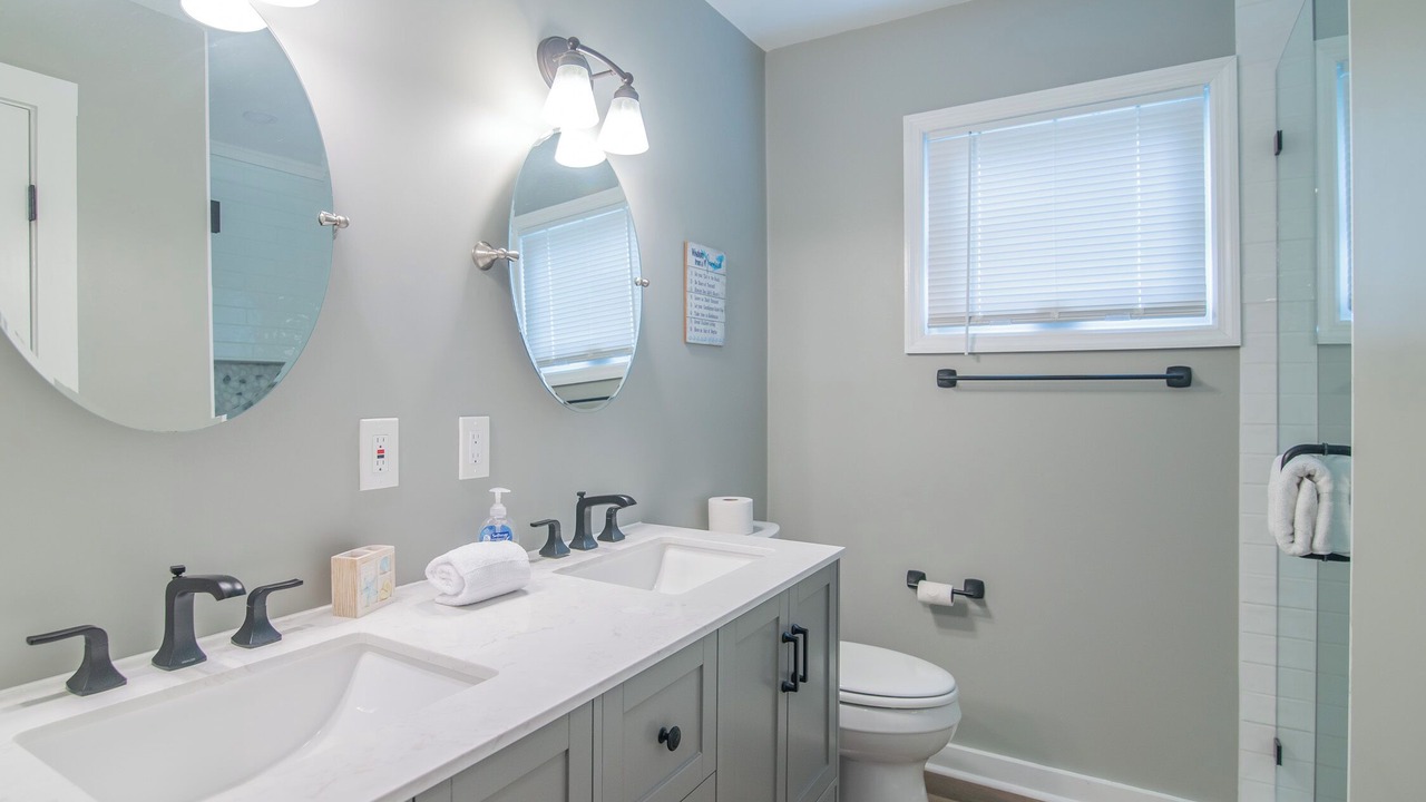 Photo of Bathroom in North Litchfield Beach