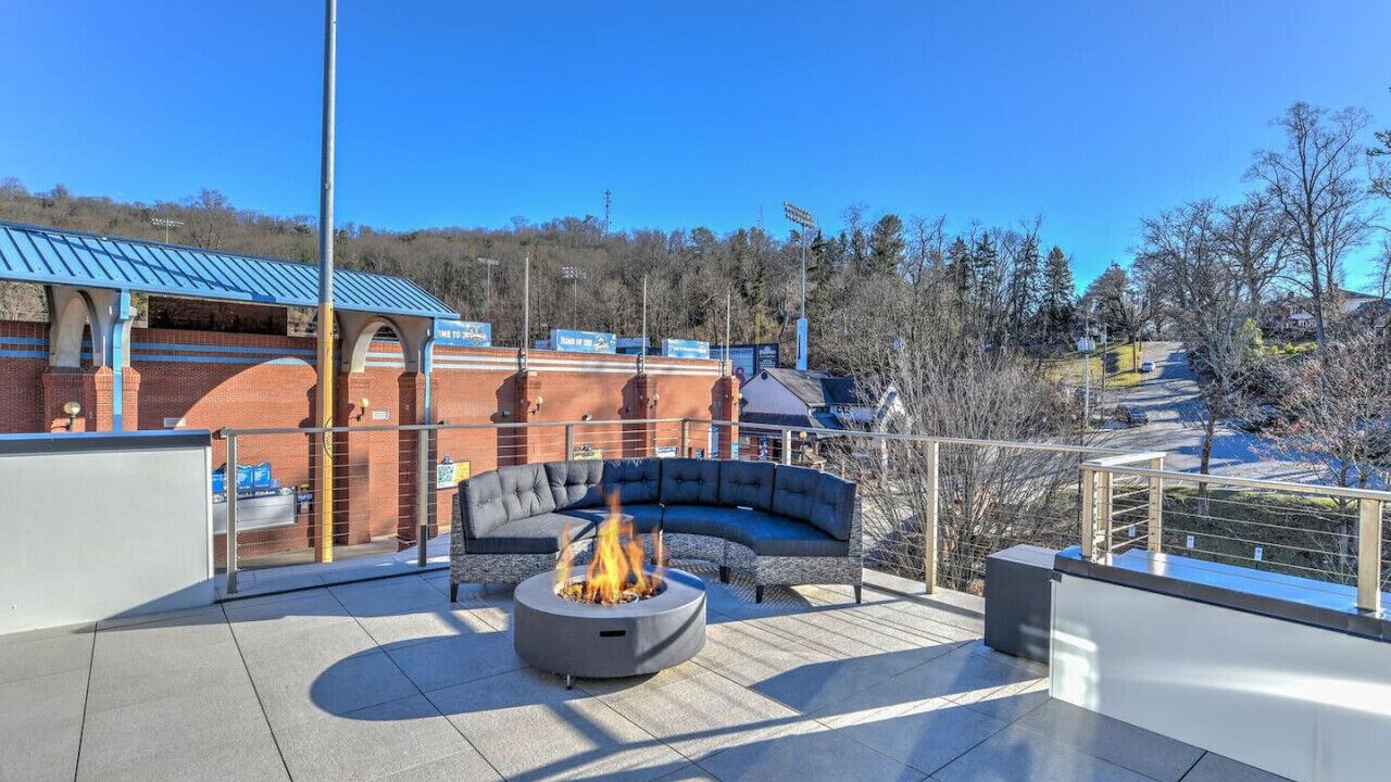 Photo of Outdoor in East End - Valley Street