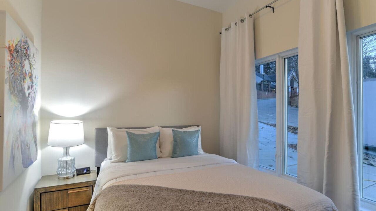 Photo of Bedroom in East End - Valley Street