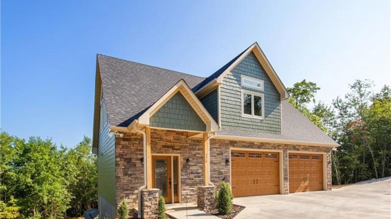 Photo of Outdoor in Lake Lure