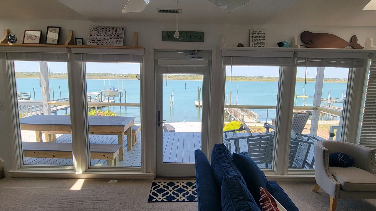 Photo of Livingroom in Topsail Beach