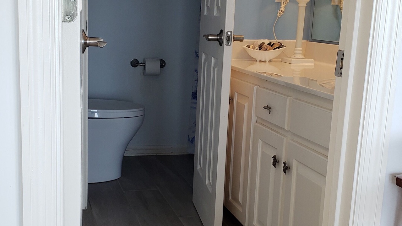 Photo of Bathroom in Topsail Beach