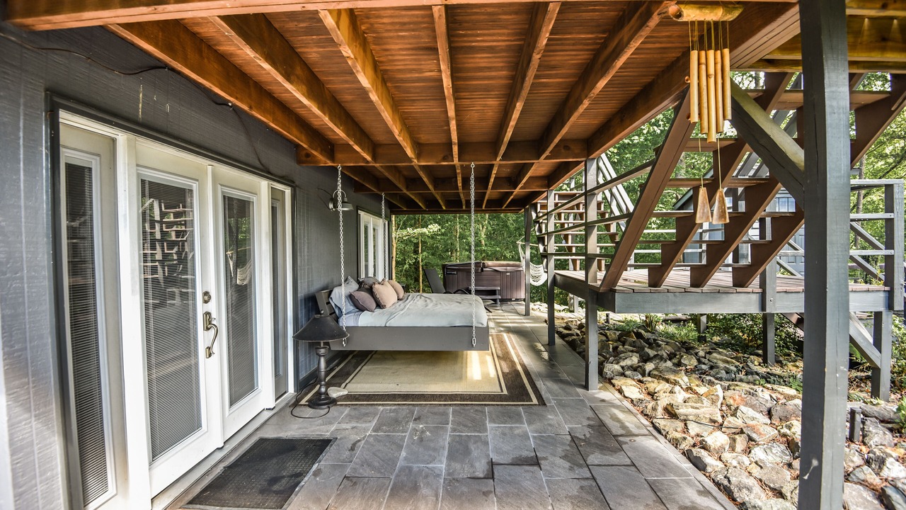 Photo of Patio Balcony in Roxboro