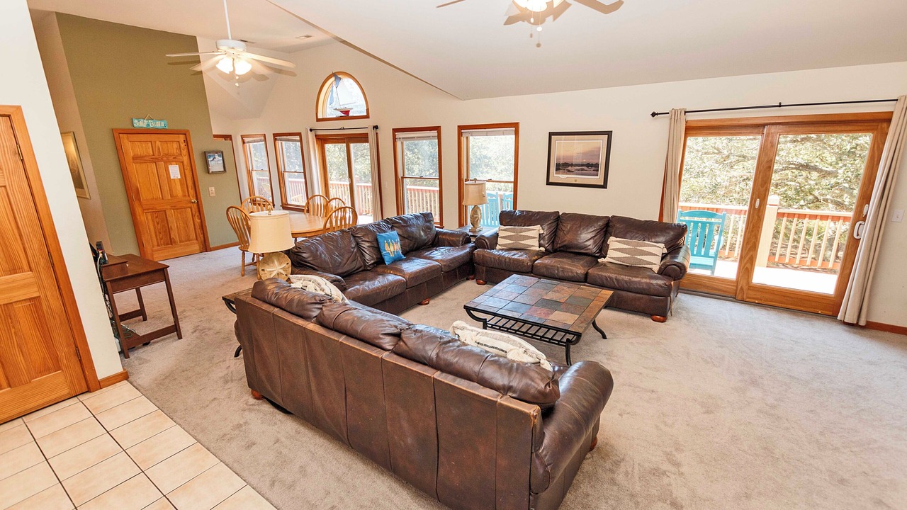 Photo of Livingroom in Southern Shores