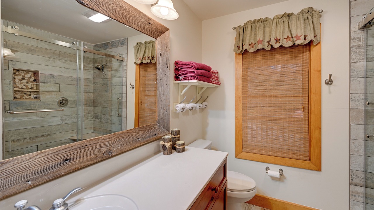 Photo of Bathroom in Sapphire