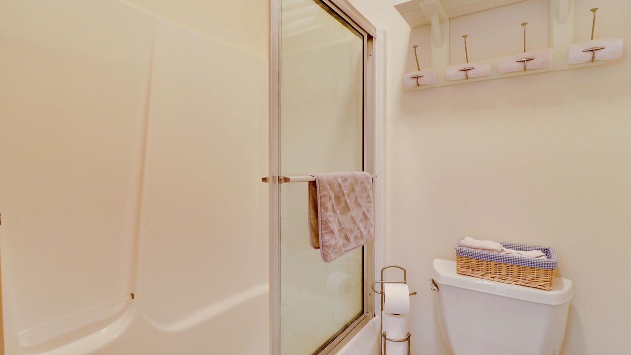 Photo of Bathroom in Sapphire