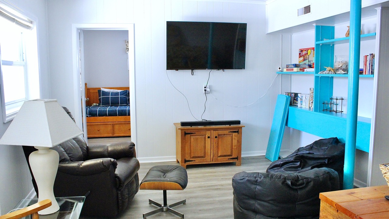 Photo of Livingroom in Pine Knoll Shores