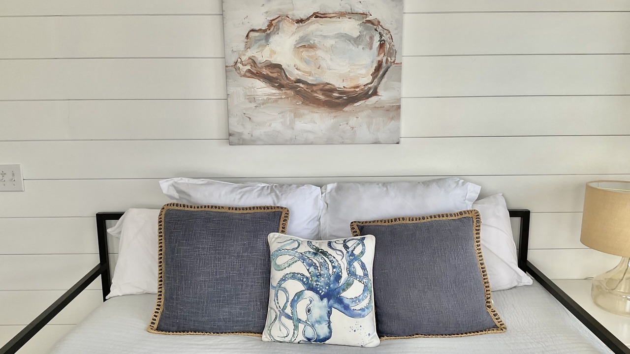 Photo of Bedroom in Flora's Bluff