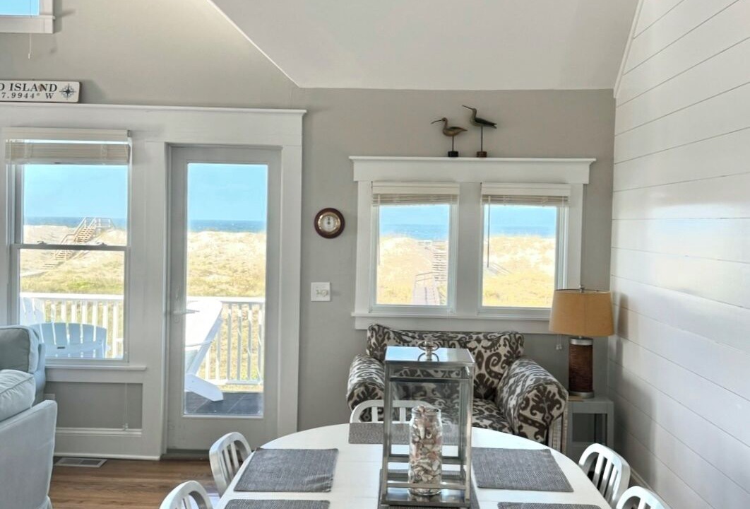 Photo of Livingroom in Flora's Bluff