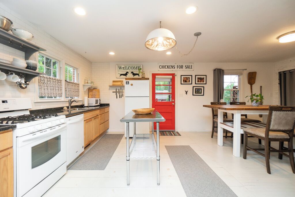 Photo of Kitchen in Old Irving Park