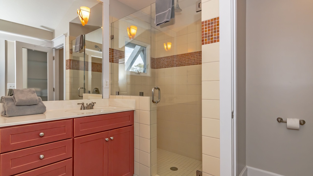 Photo of Bathroom in Cape Fear Station