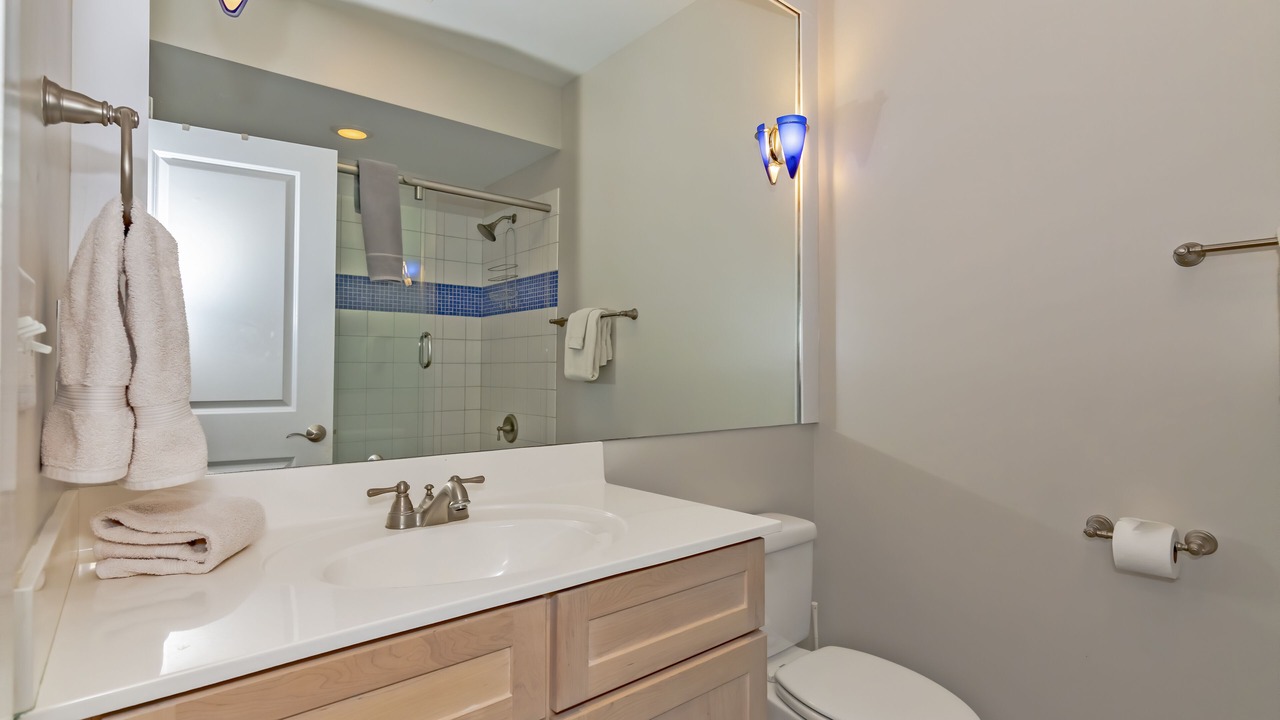 Photo of Bathroom in Cape Fear Station