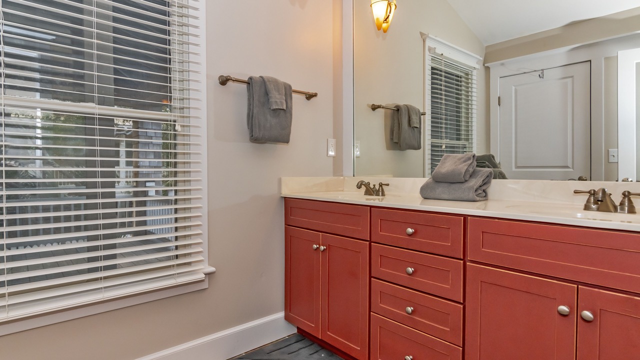Photo of Bathroom in Cape Fear Station