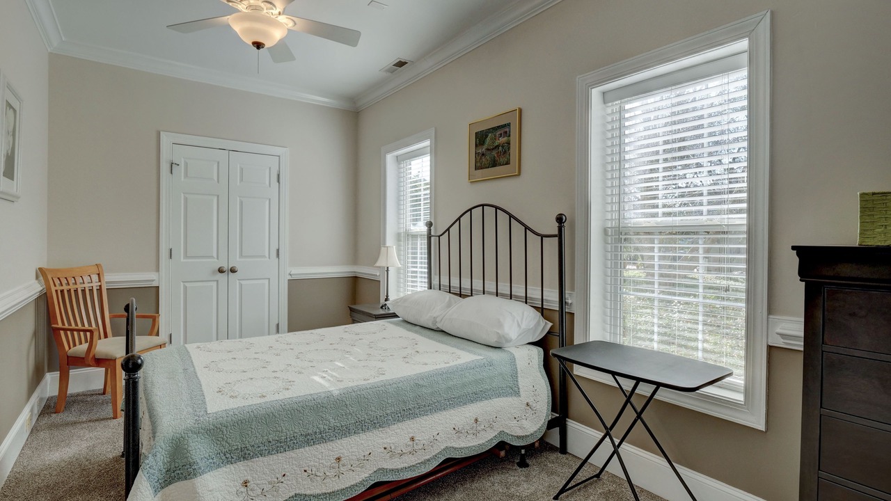 Photo of Bedroom in Wilmington Beach