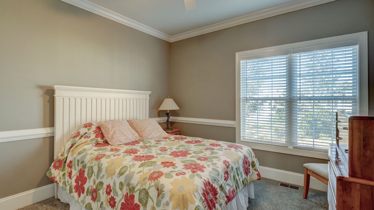 Photo of Bedroom in Wilmington Beach