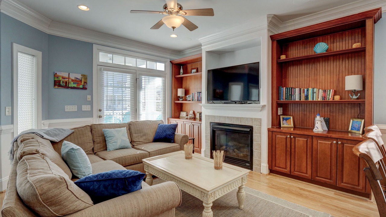 Photo of Livingroom in Wilmington Beach