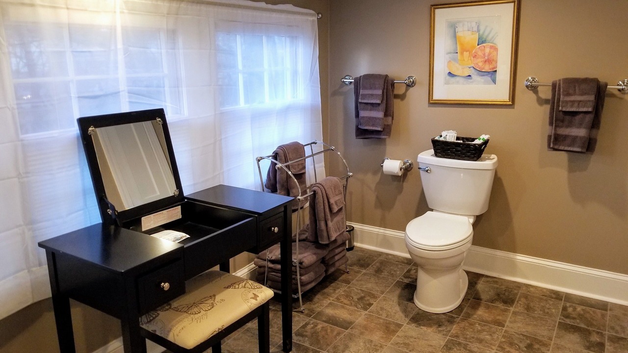 Photo of Bathroom in Cahal Street Group