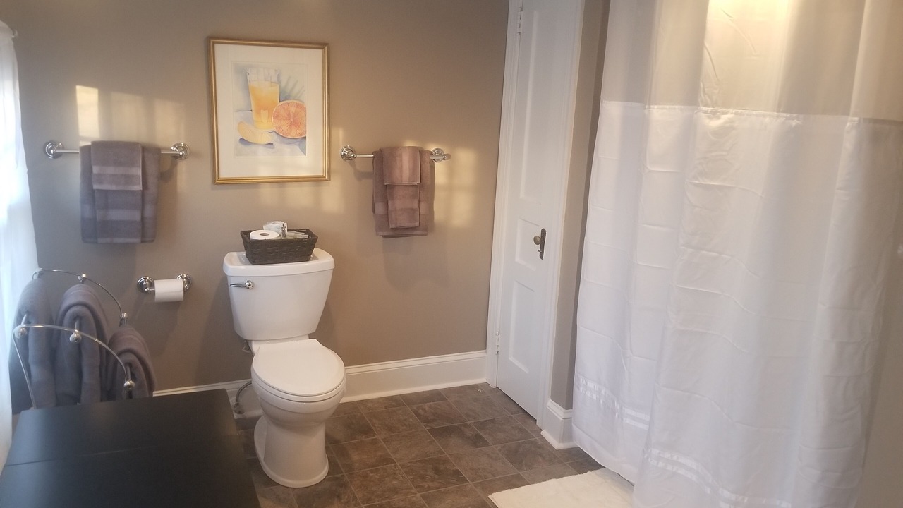 Photo of Bathroom in Cahal Street Group