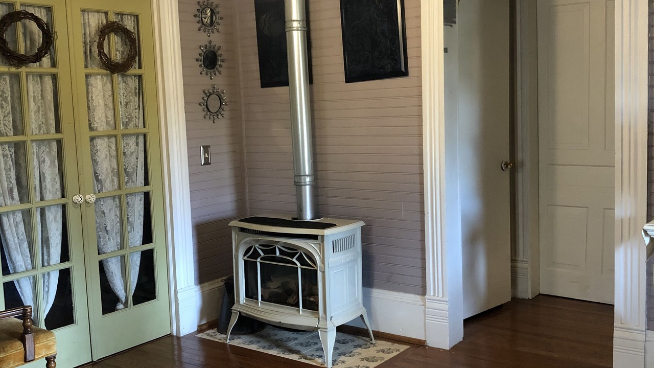Photo of Livingroom in Huntersville