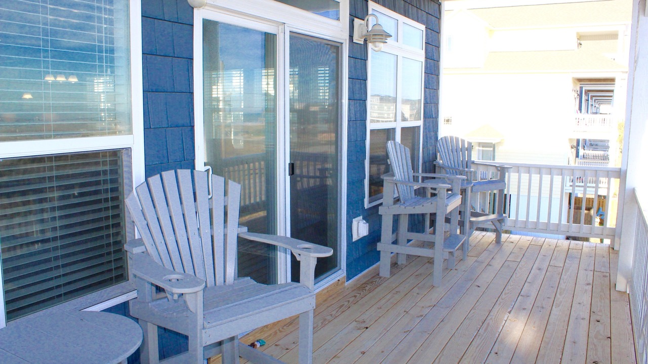 Photo of Patio Balcony in Scotch Bonnet Soundside