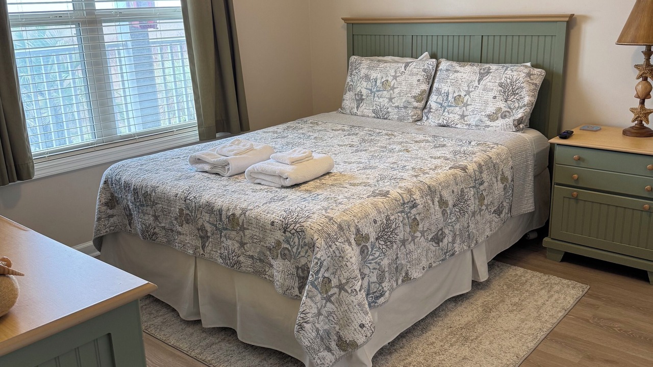 Photo of Bedroom in Long Beach