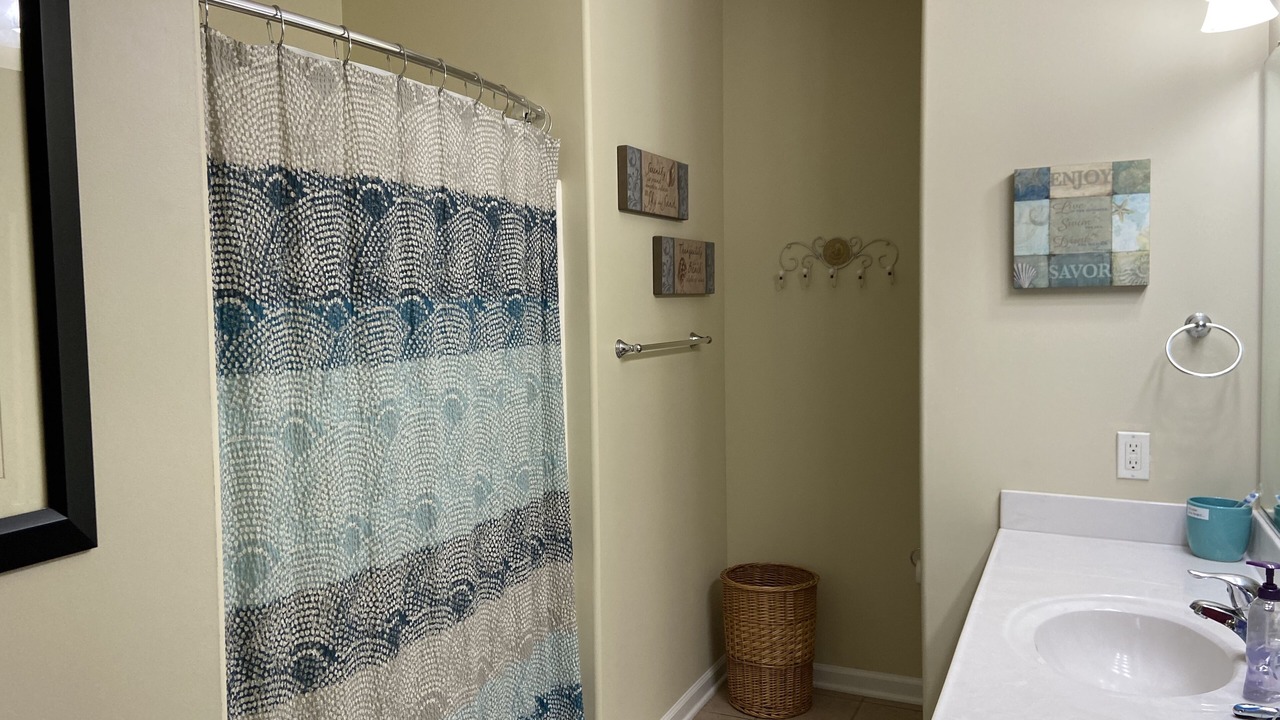 Photo of Bathroom in Long Beach