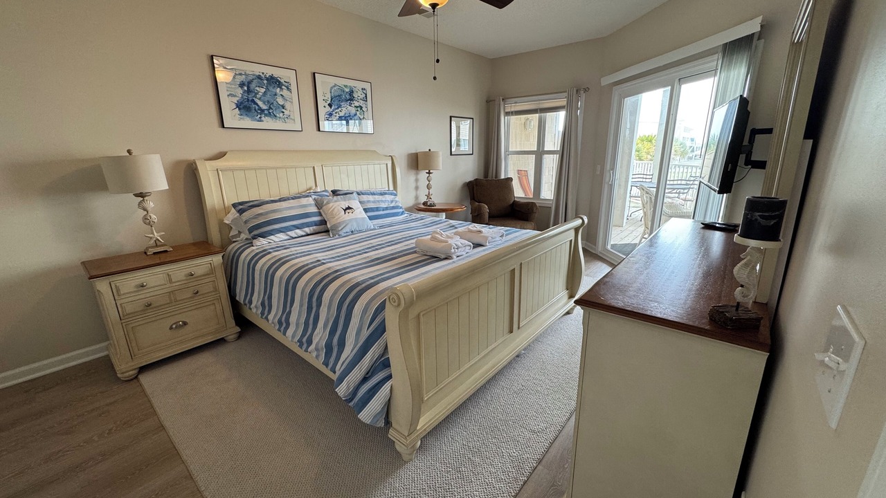 Photo of Bedroom in Long Beach