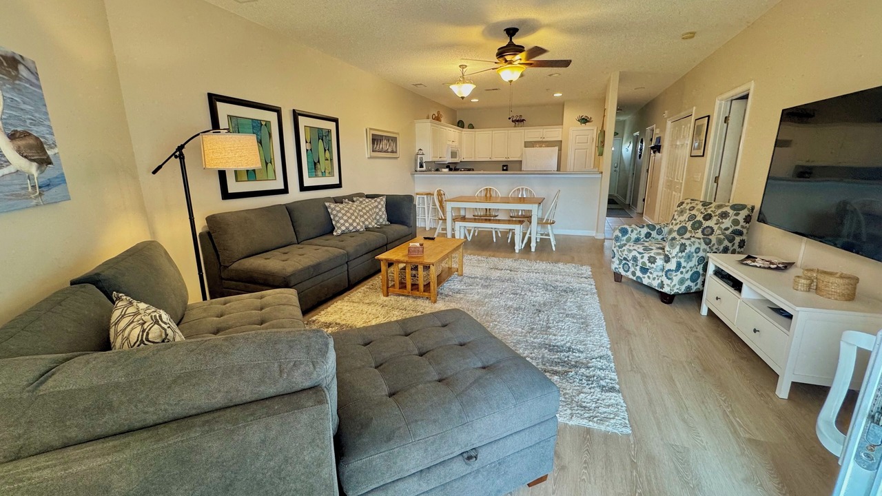 Photo of Livingroom in Long Beach