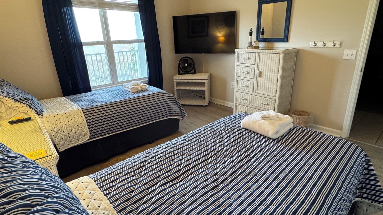 Photo of Bedroom in Long Beach