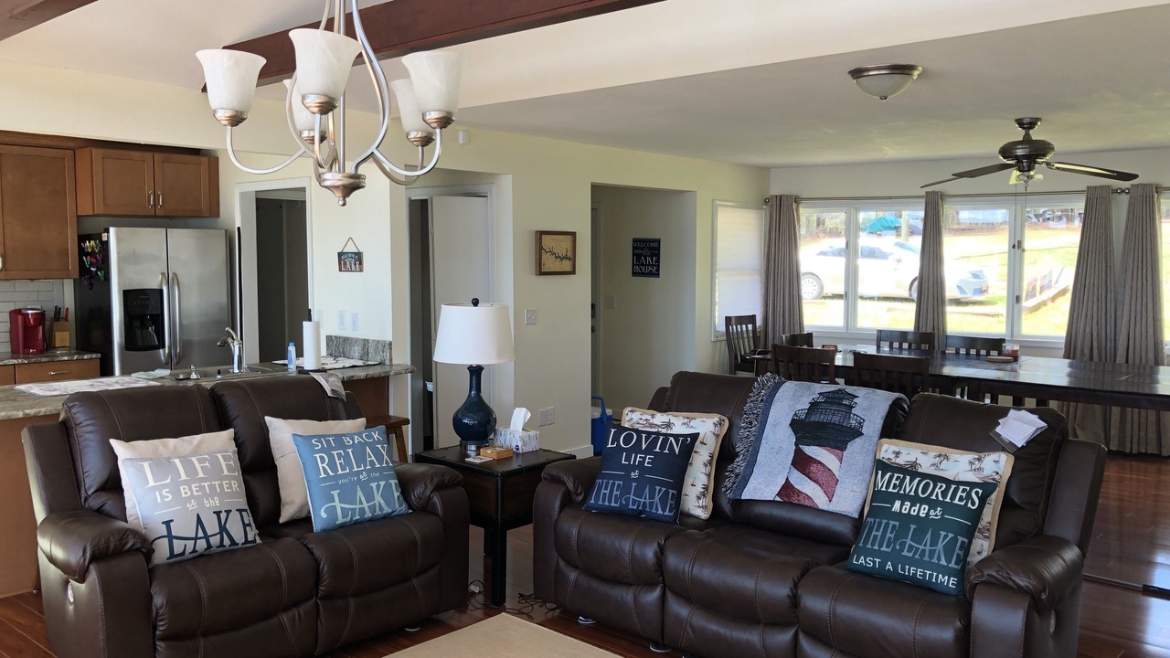 Photo of Livingroom in Henrico