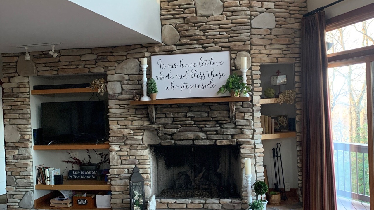 Photo of Livingroom in Brevard
